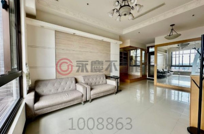 圓頂法布街|全室明亮|日夜美景2+1房車