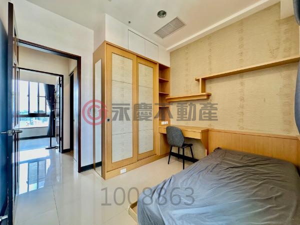 圓頂法布街|全室明亮|日夜美景2+1房車