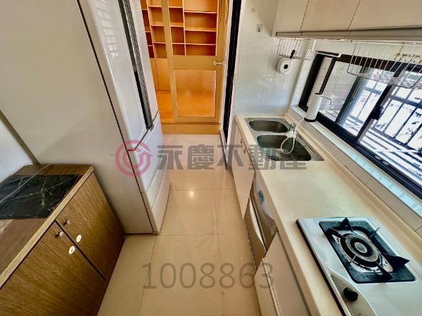 圓頂法布街|全室明亮|日夜美景2+1房車