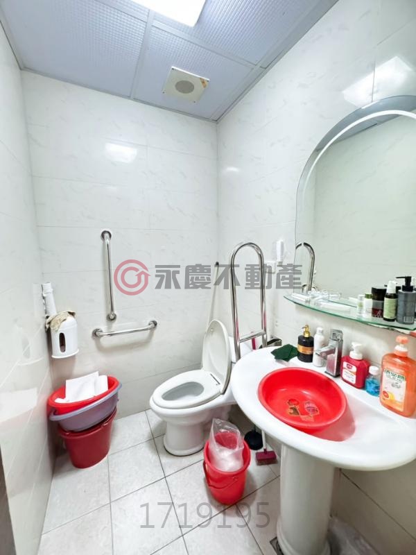 中平商圈 百坪電梯別墅 可停三車