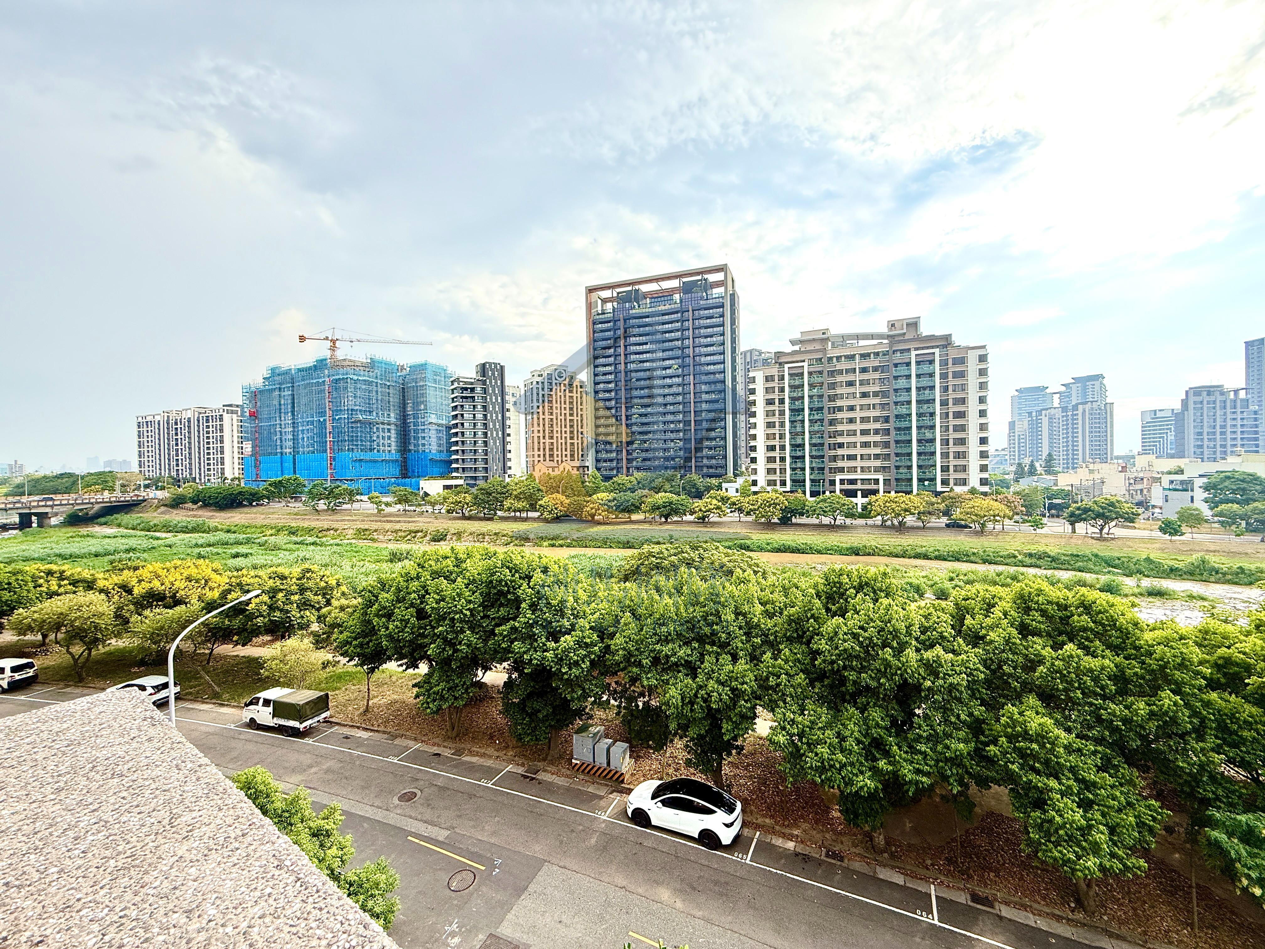 青埔買房買屋 青埔美術館水岸住店宅