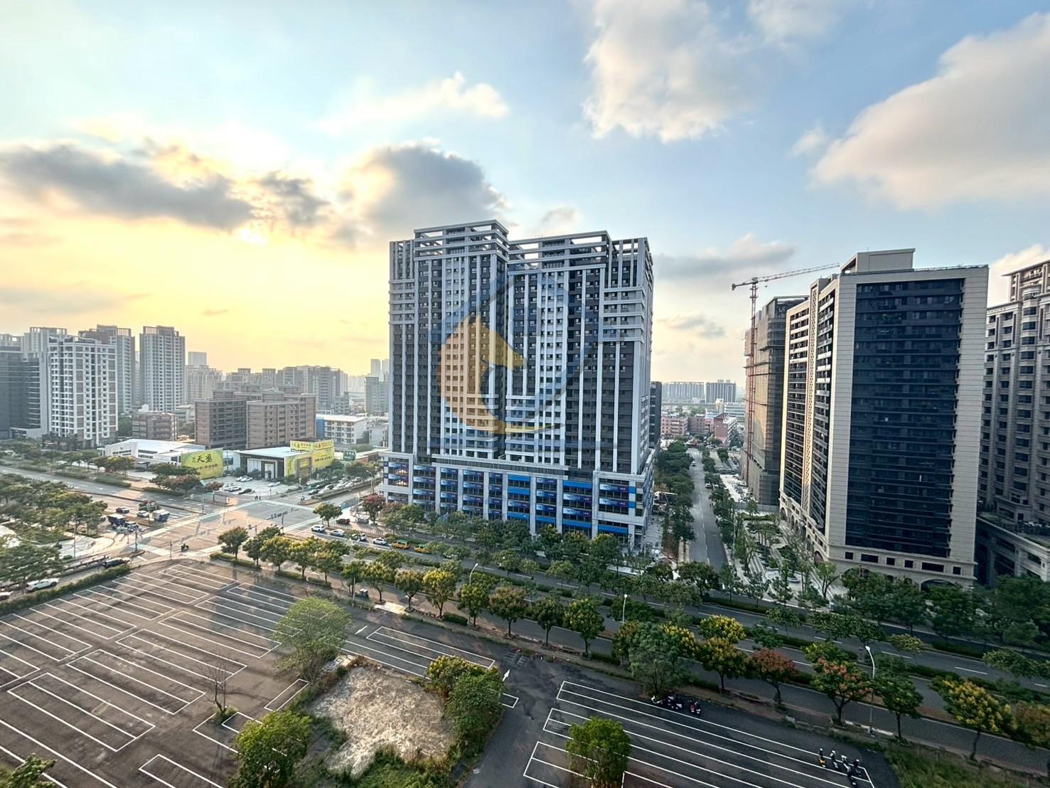 青埔買房買屋 A18國品苑高樓層景觀3房車