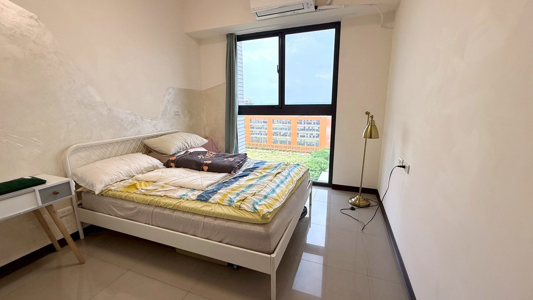 青埔買房買屋 青埔A18櫻花緻頂樓三房車