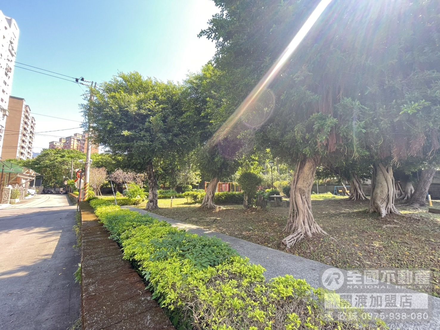 藝大透天花園車庫｜全國不動產_張政誠