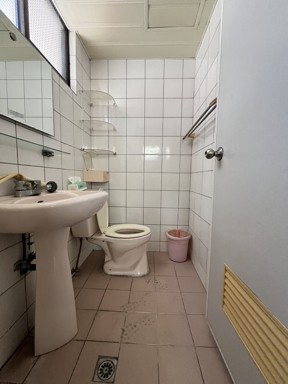 首都華廈三房