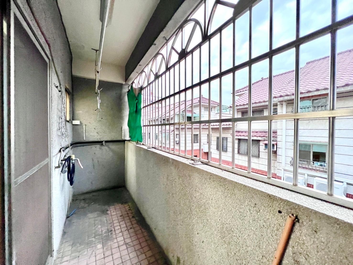 七期家樂福捷運站｜正文心路黃金透店｜馬上看屋！