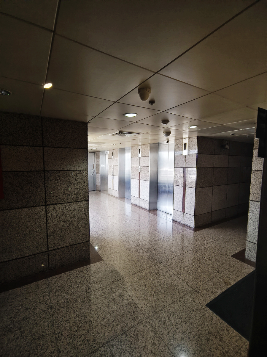 ☆捷運市府站☆SRC純辦、明亮方正空間、漂亮設計裝潢