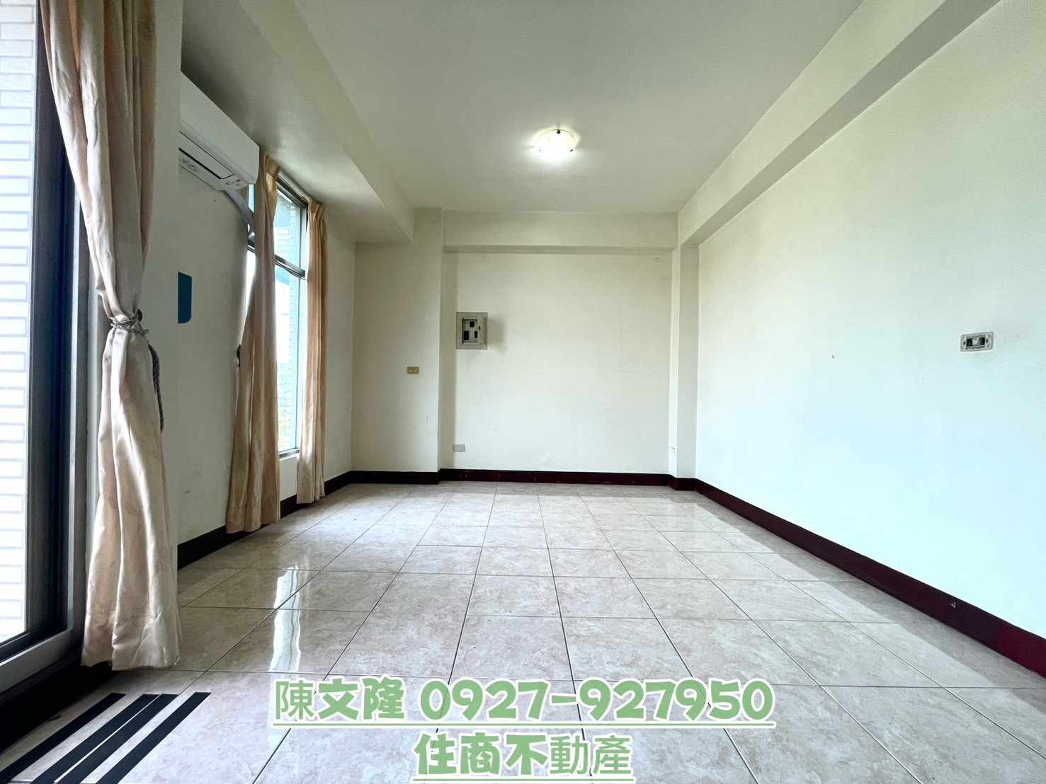 彰市東區新故鄉社區透天別墅