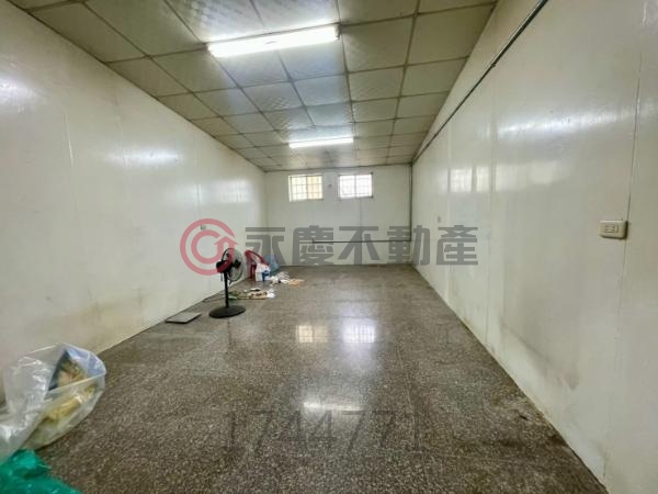 台中太平工業區旁大地坪車庫透天【KK在地通】