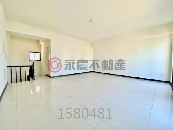 台中大肚國小旁六米黃金店住辦【KK在地通】