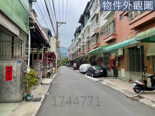 台中太平工業區旁大地坪車庫透天【KK在地通】