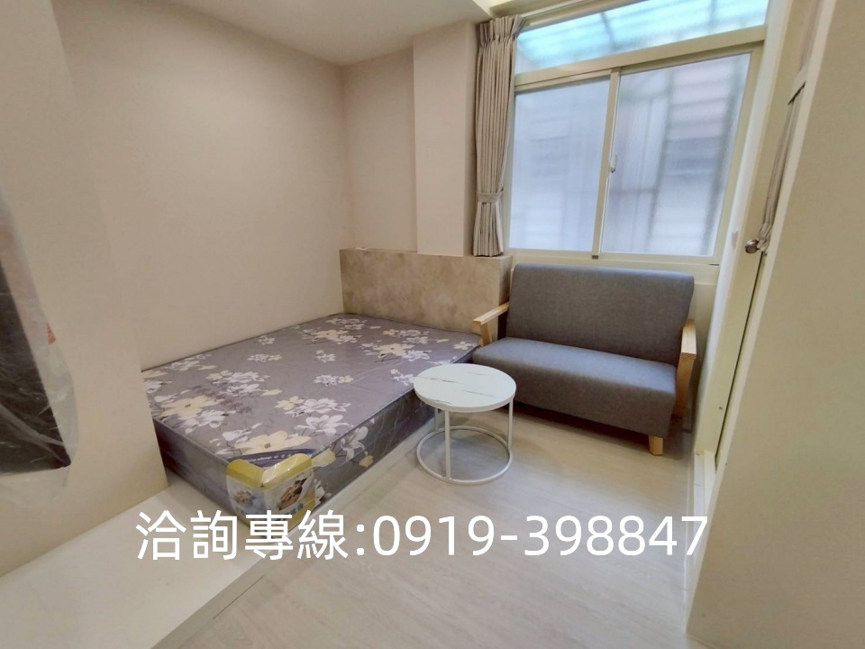 🎀西區-樂群街5套房 獨洗獨曬 全新設備 家具家電齊全