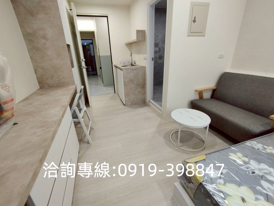 🎀西區-樂群街5套房 獨洗獨曬 全新設備 家具家電齊全