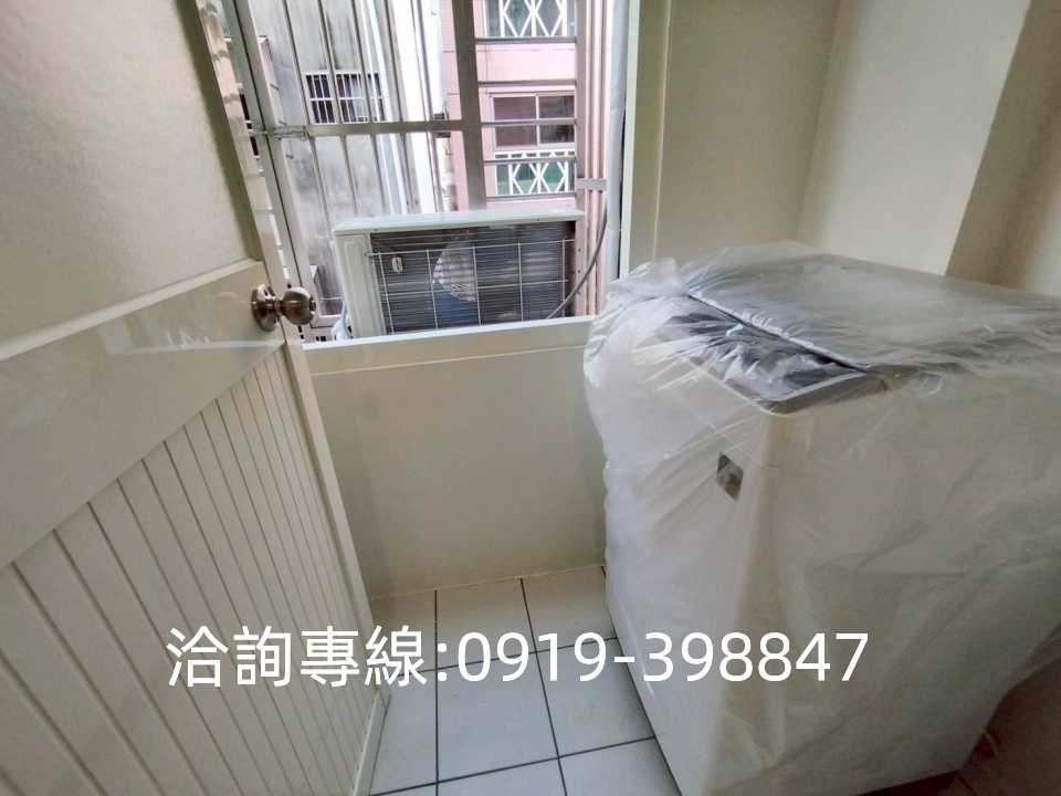 🎀西區-樂群街5套房 獨洗獨曬 全新設備 家具家電齊全