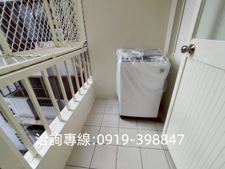 🎀西區-樂群街5套房 獨洗獨曬 全新設備 家具家電齊全