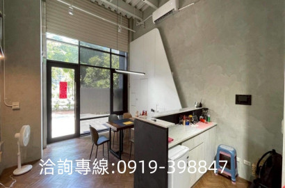 🎀北屯-總太明日金店面 夾層加建到滿 9年屋 有平面車位