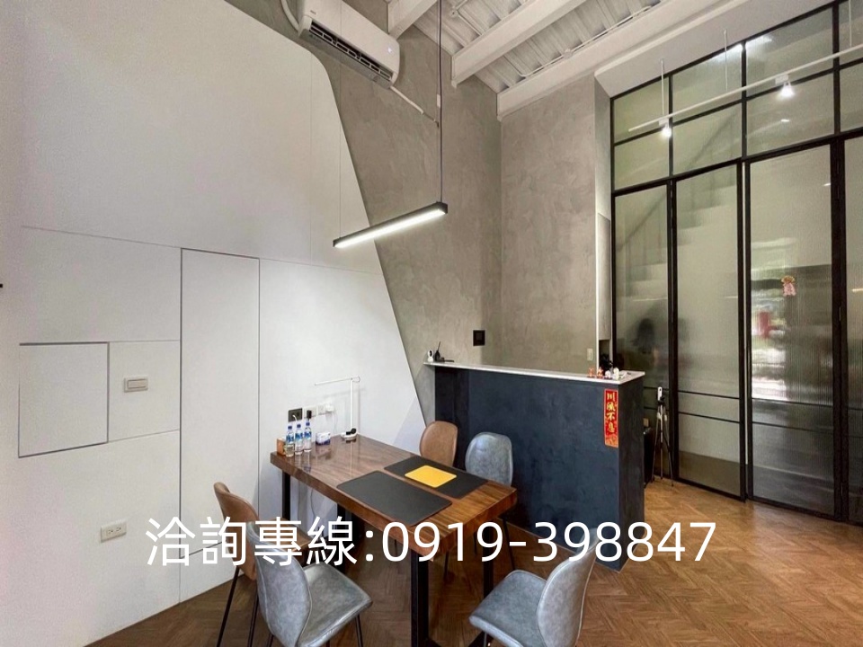 🎀北屯-總太明日金店面 夾層加建到滿 9年屋 有平面車位