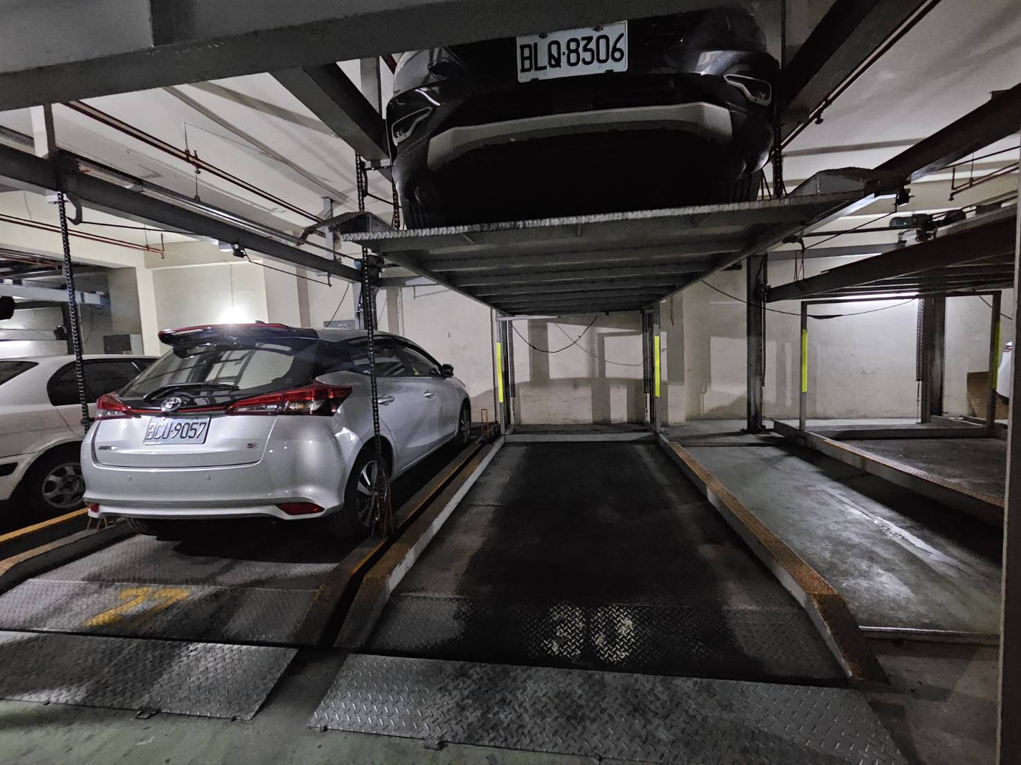 🎀監理站旁漂亮3房車位-附家具家電