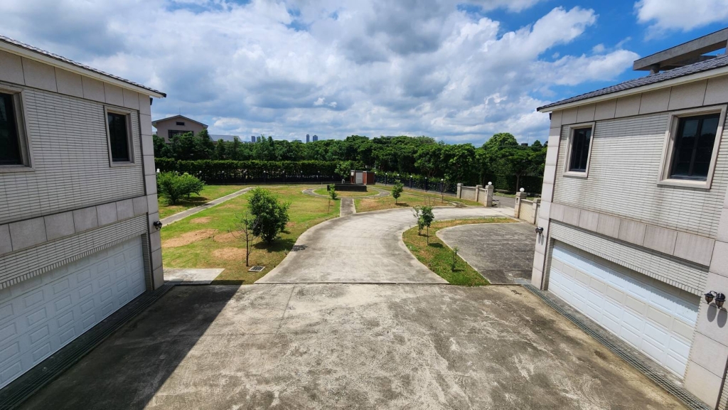 綠境莊園｜靜藏人生-群義邱德鑫0919903935