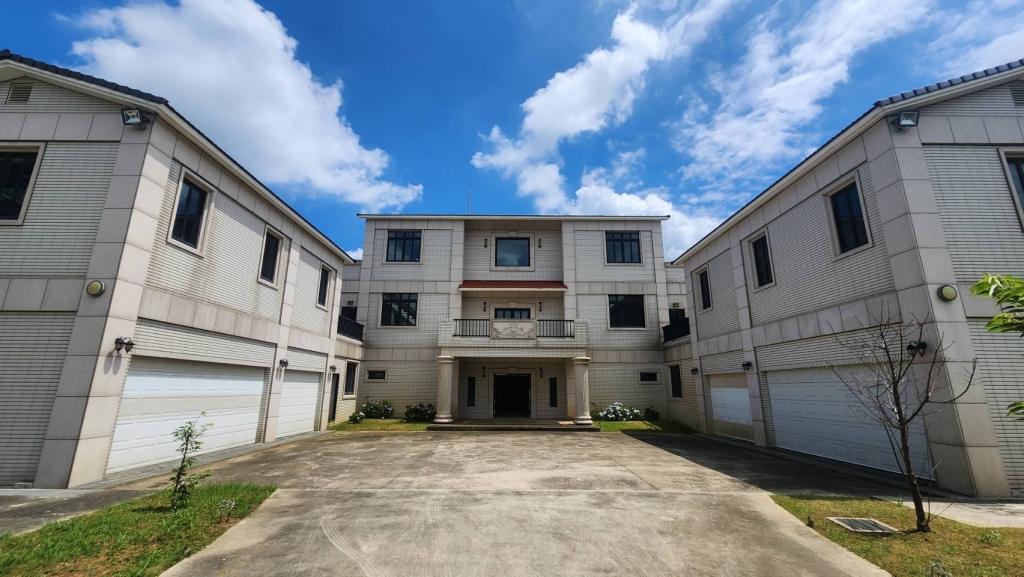 綠境莊園｜靜藏人生-群義邱德鑫0919903935