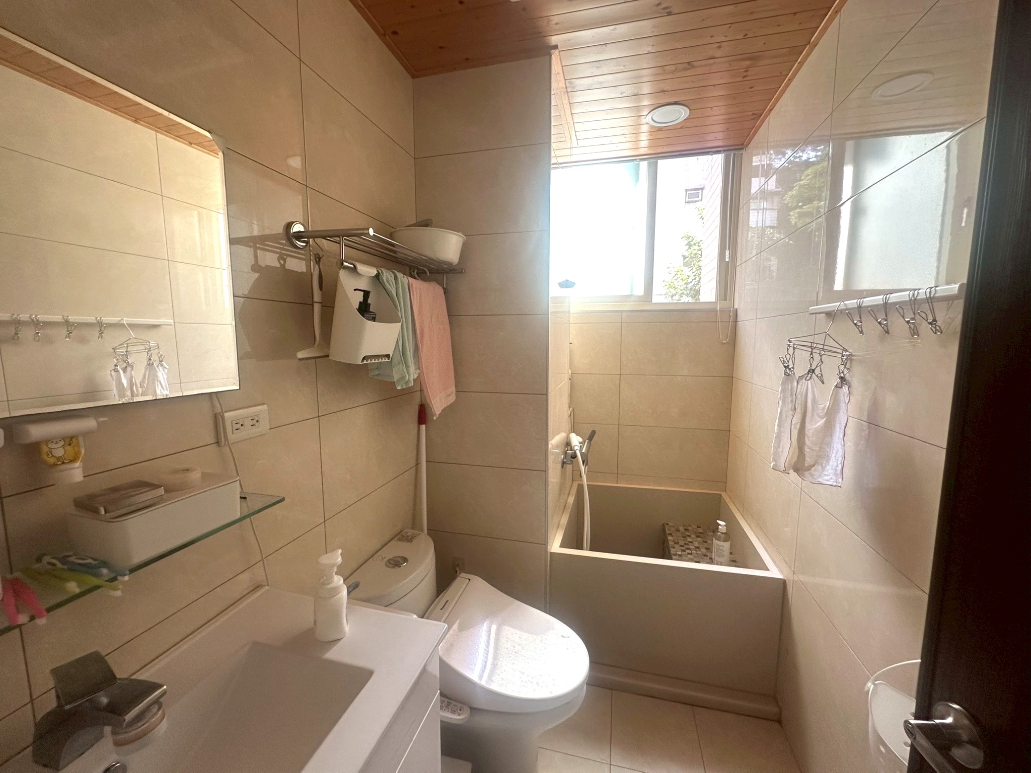 🏡景安中興苑｜7年新電梯大2房-群義邱德鑫0919903935