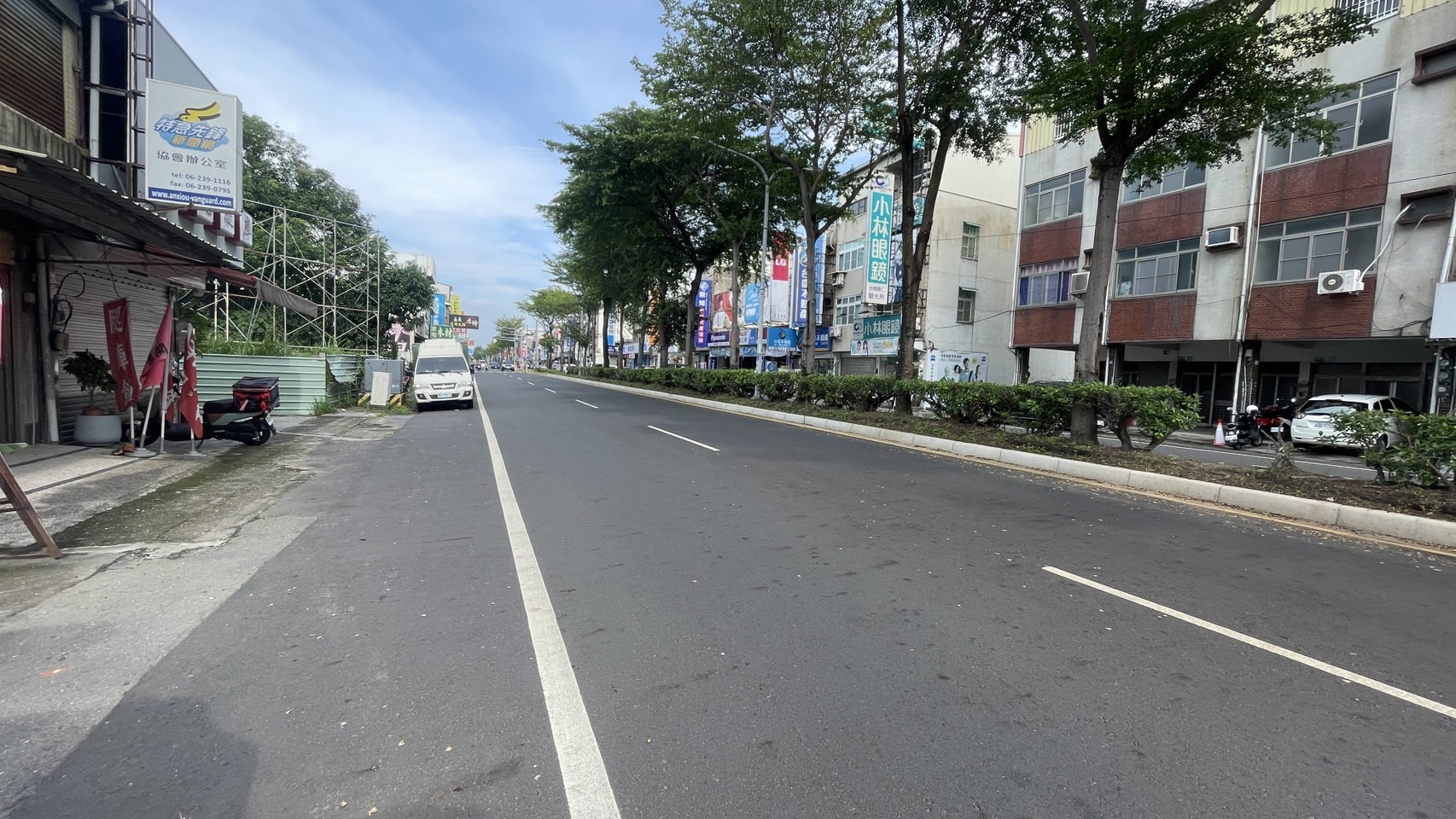 歸仁市中心大面寬燙金店住