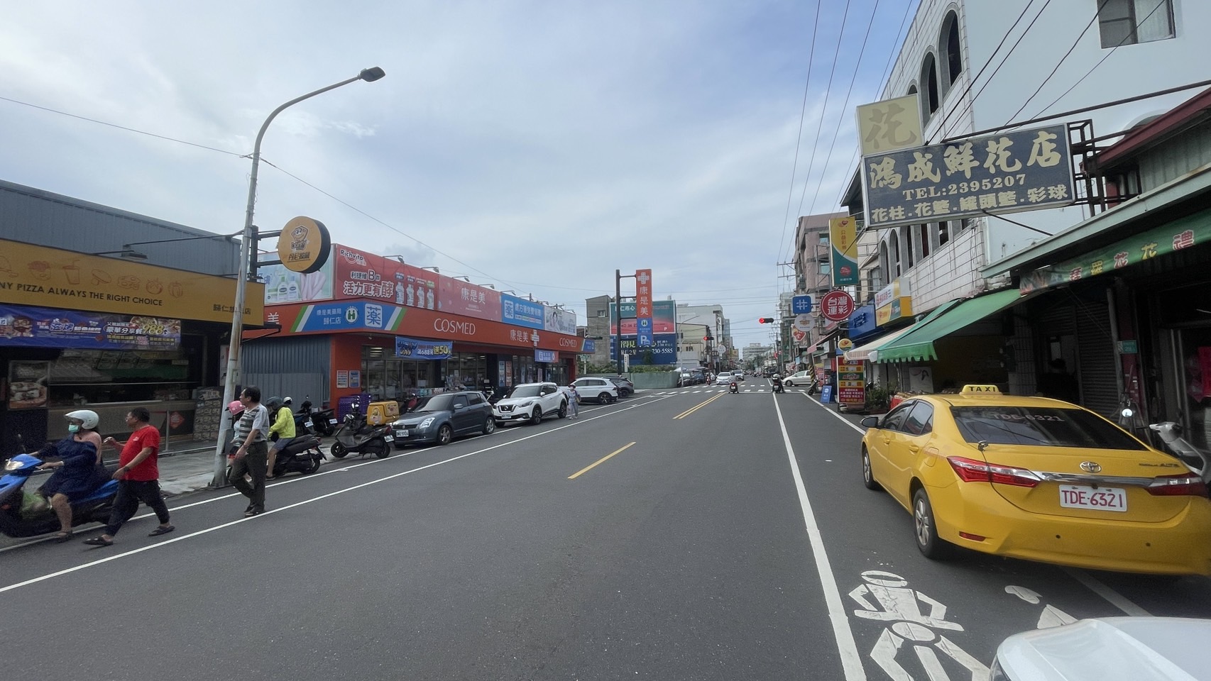 歸仁市中心大面寬燙金店住