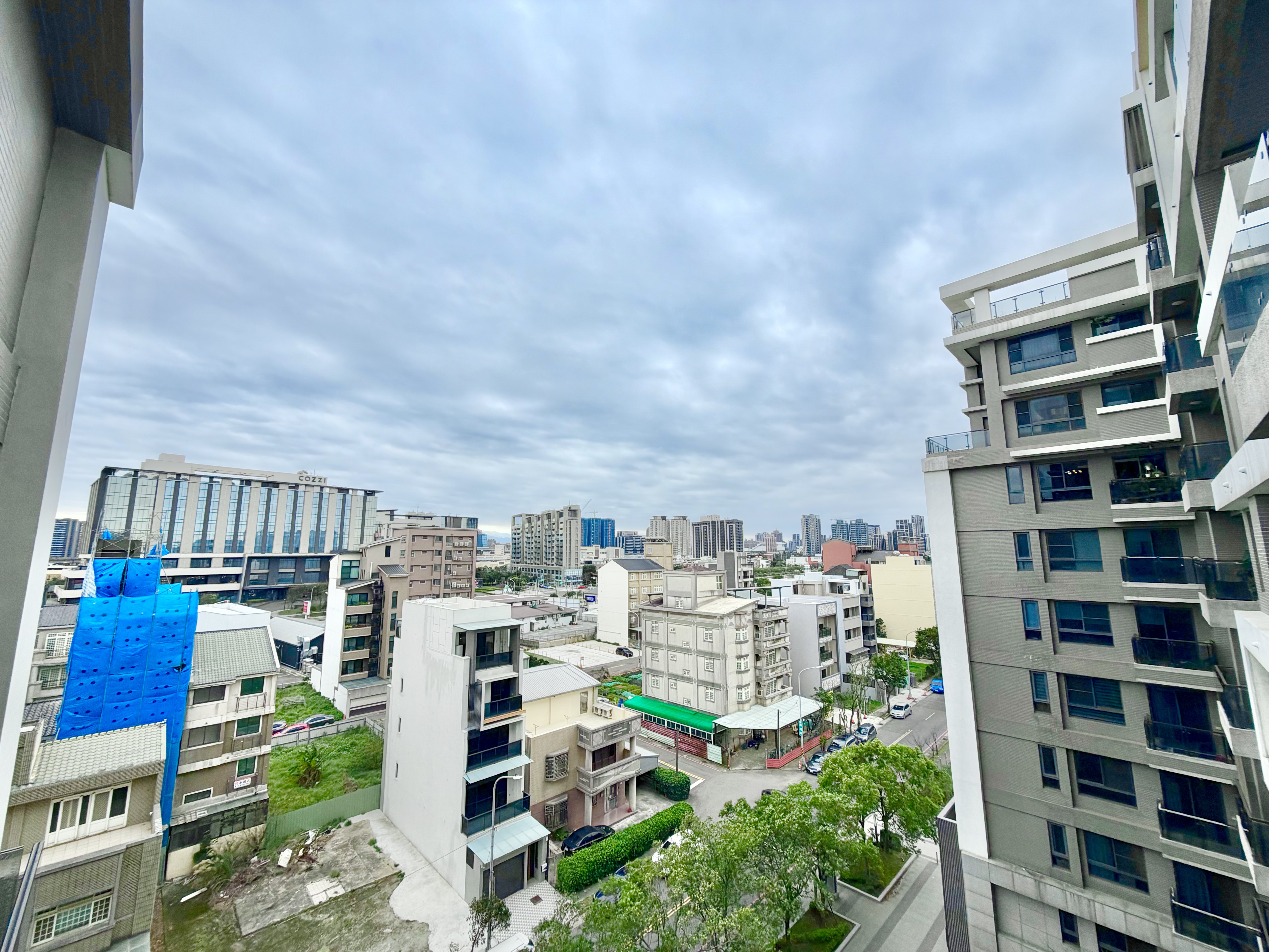 桃園高鐵電影院『曜見築』3+1房雙車位