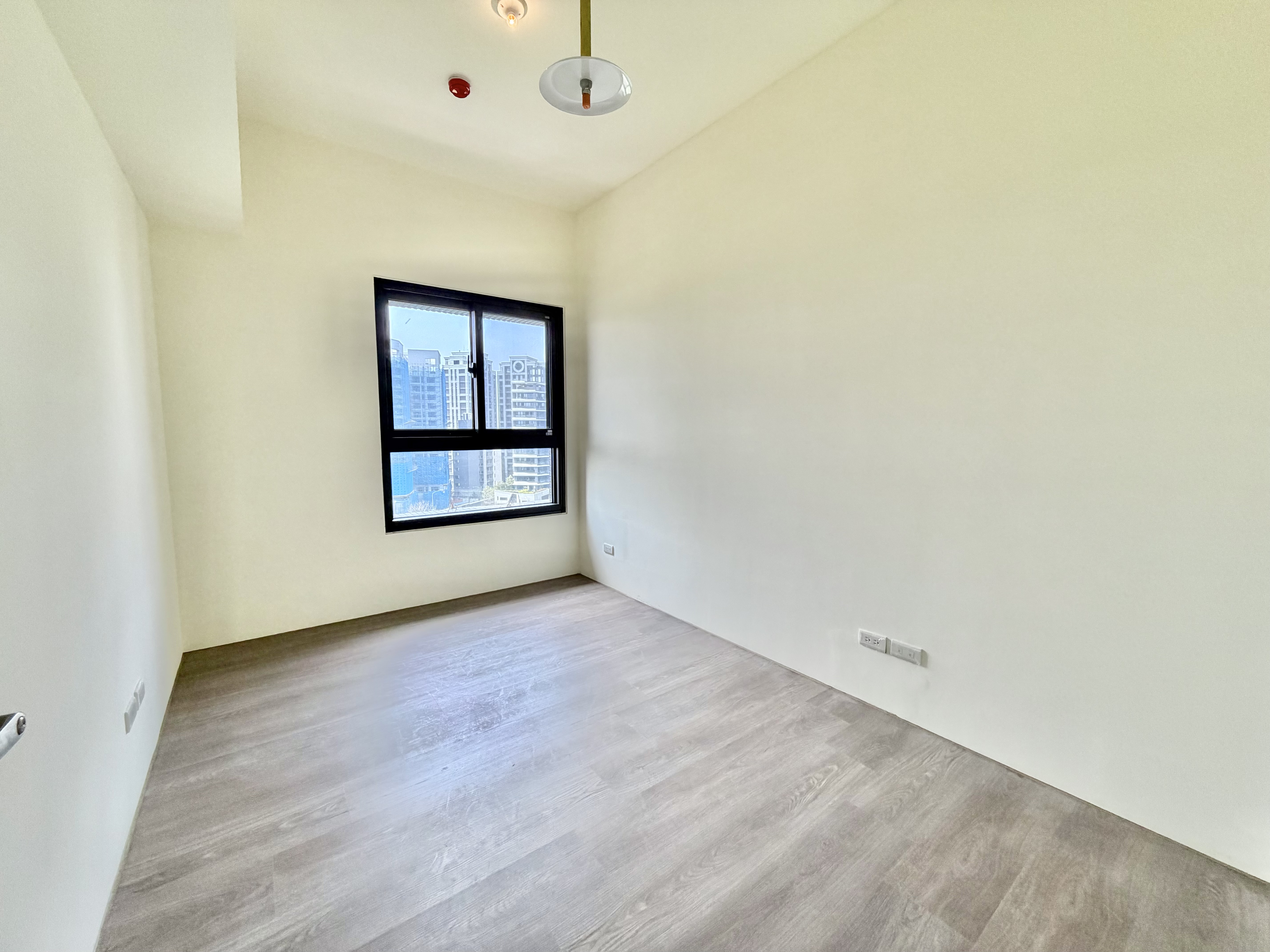 青埔A18『美術水公園』河岸景觀高樓3房+車位