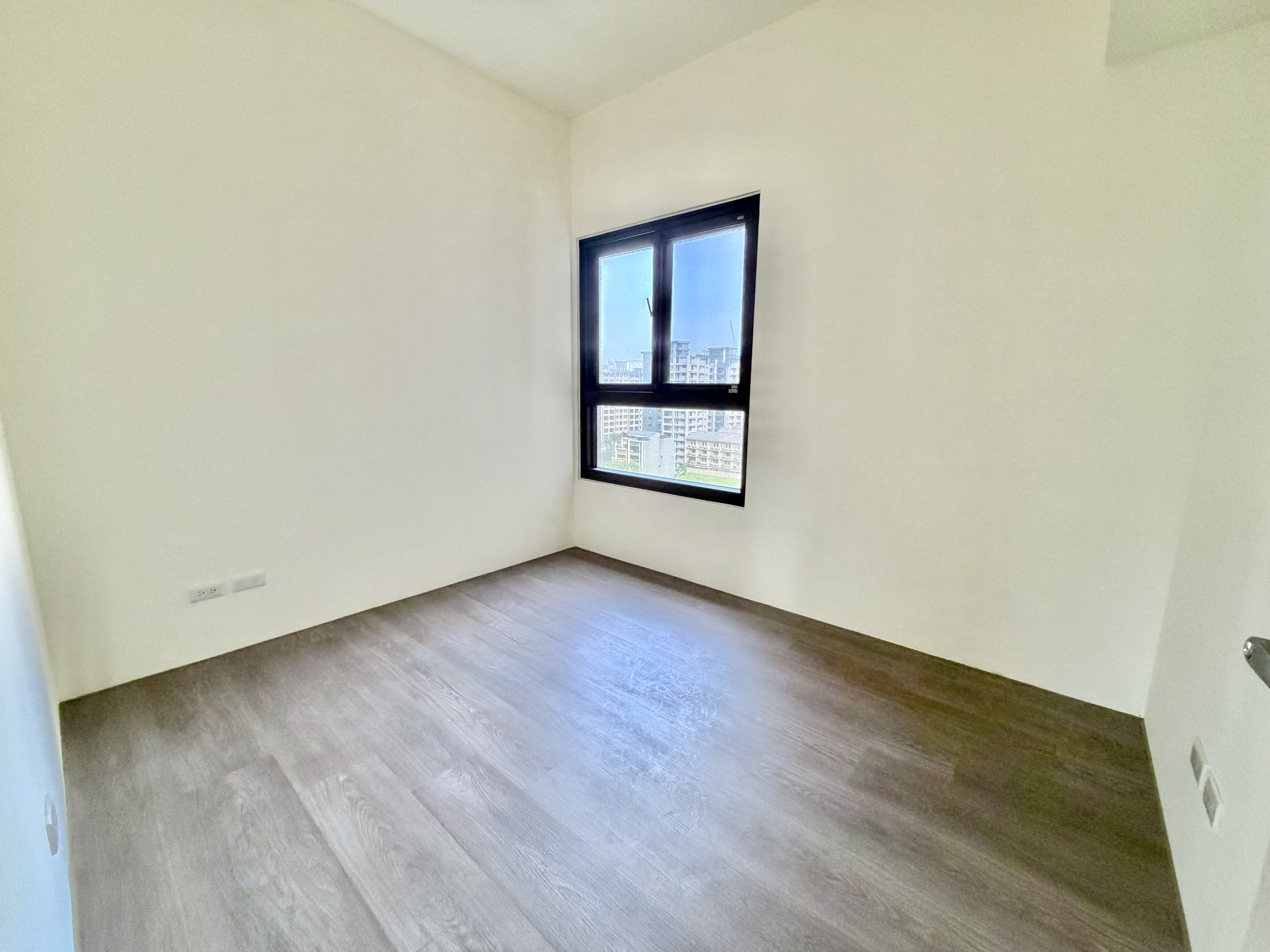 青埔A18『美術水公園』河岸景觀高樓3房+車位