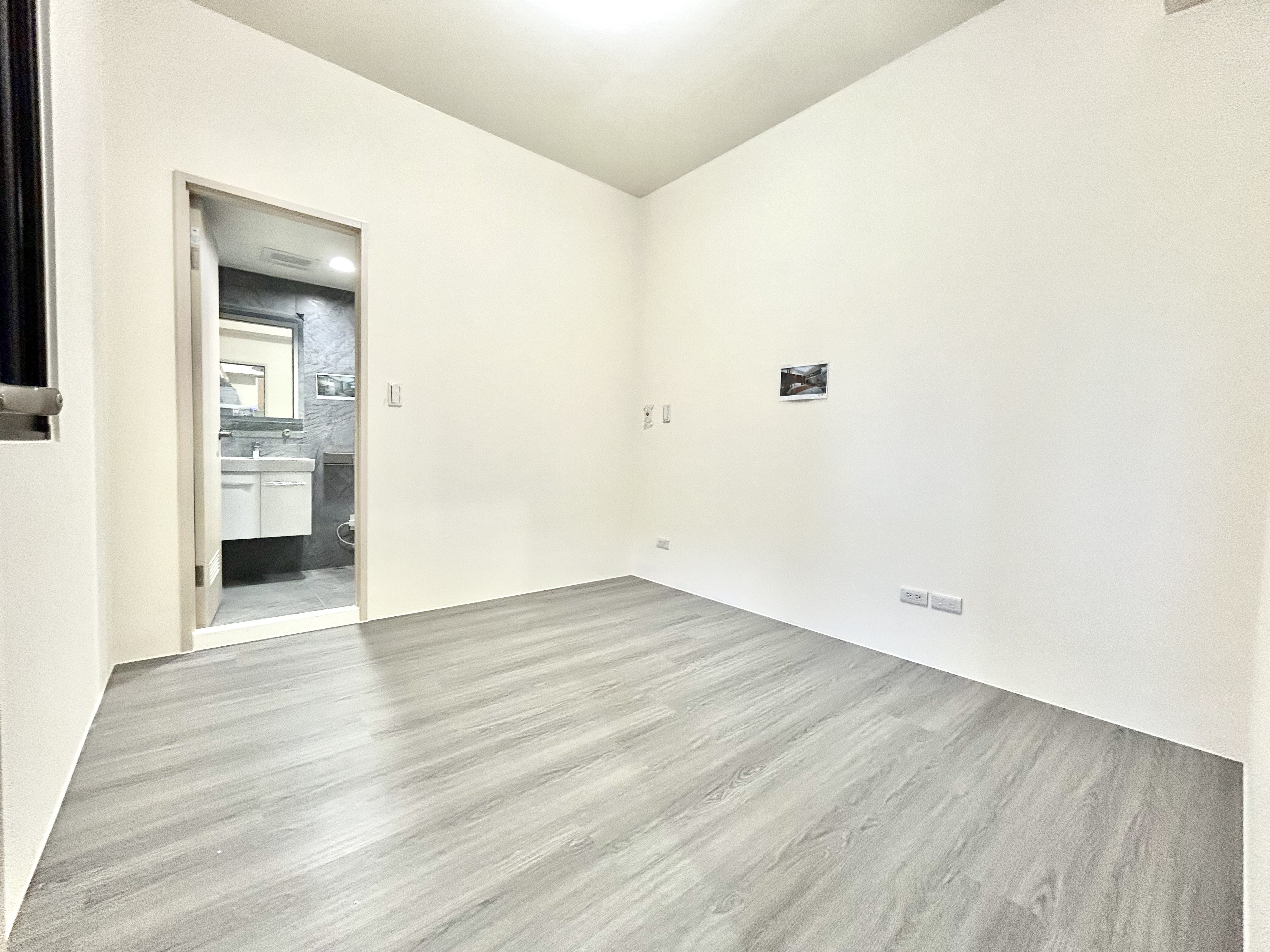 桃園高鐵站前『站前新銳』超值邊間三房+車位