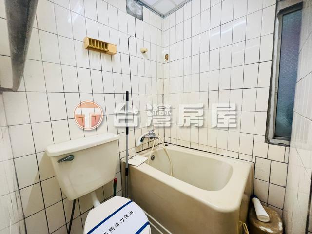 捷運永福國小邊間採光鼎佳