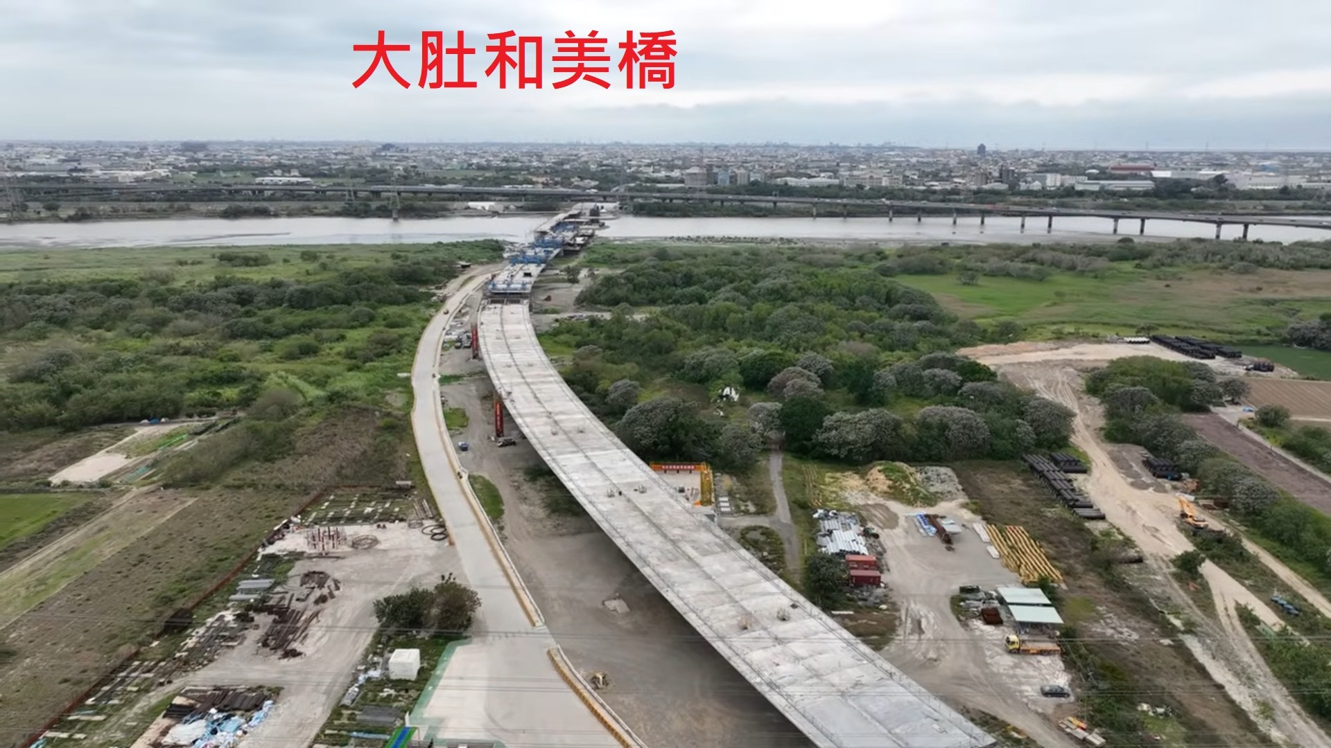 大肚《日光郡》邊間透天7房格局適合自住收租