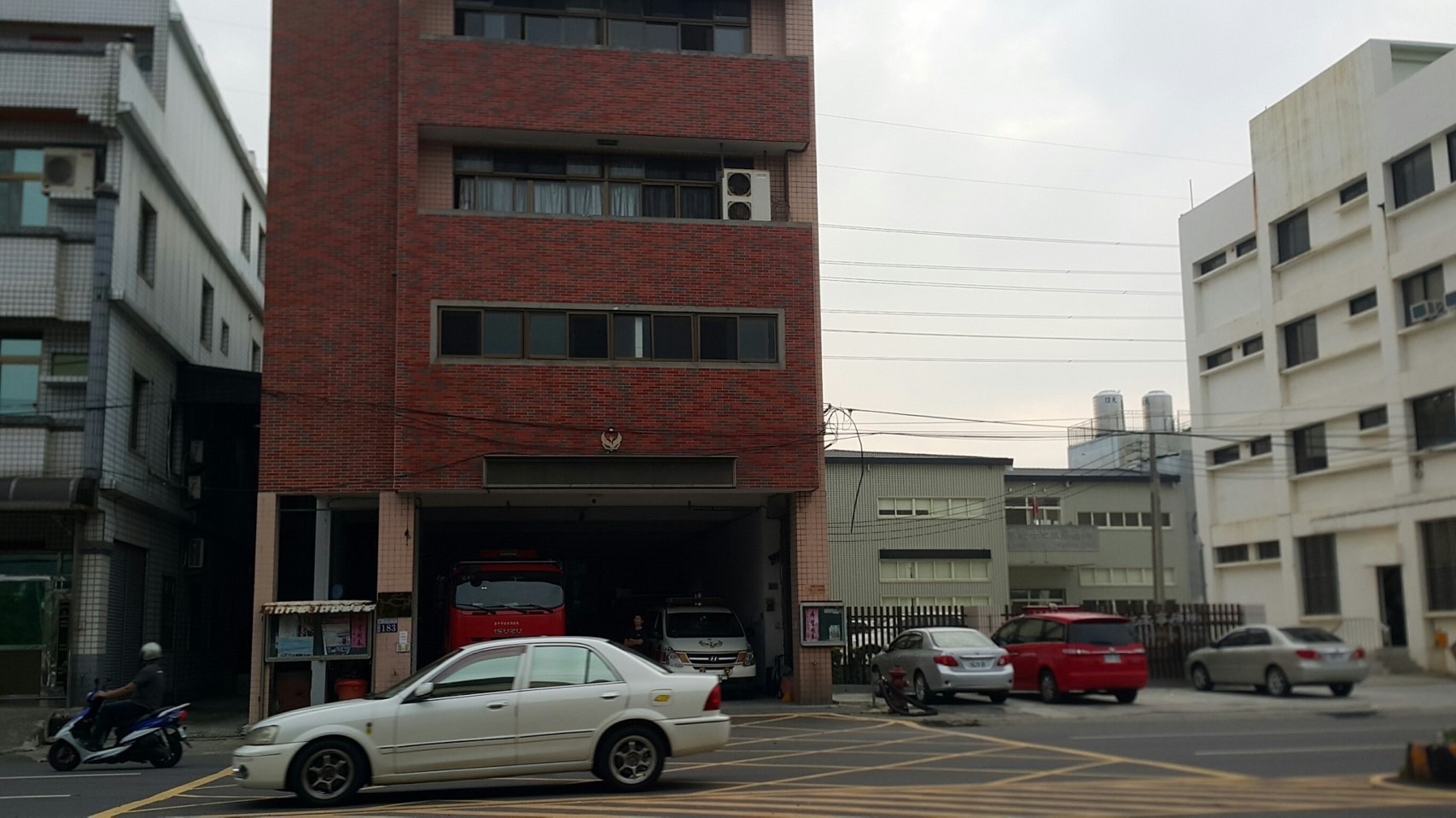 台中龍井百萬整理尊親美透天【KK在地通】