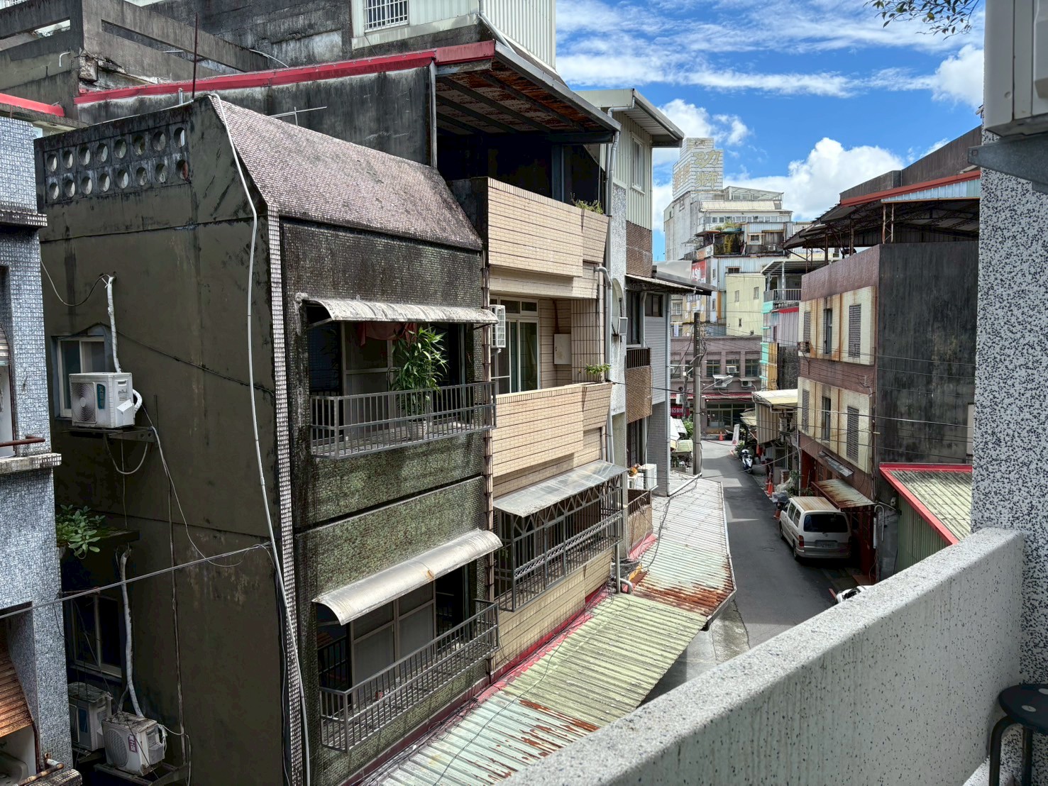 永慶許書豪★羅東夜市旁商業區精品店住