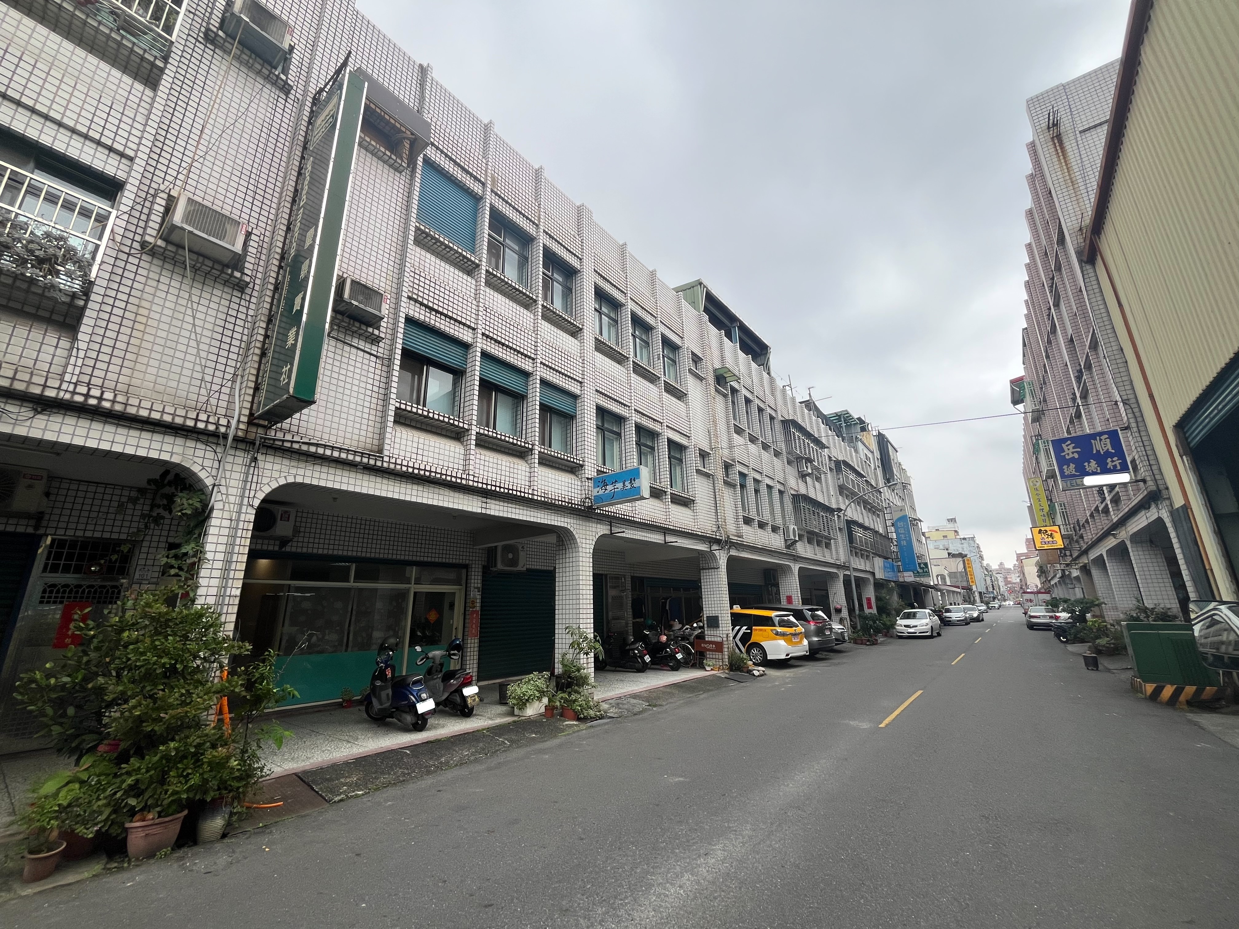 永慶許書豪★羅東站前收租金店住