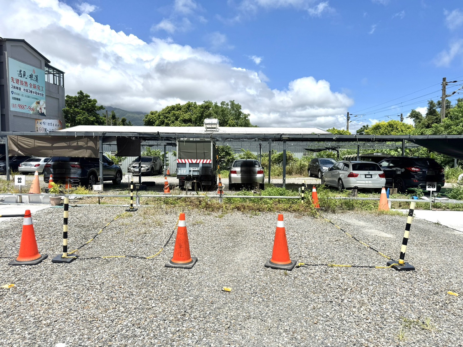 永慶許書豪★近礁溪市區省道旁社區型電梯美別墅