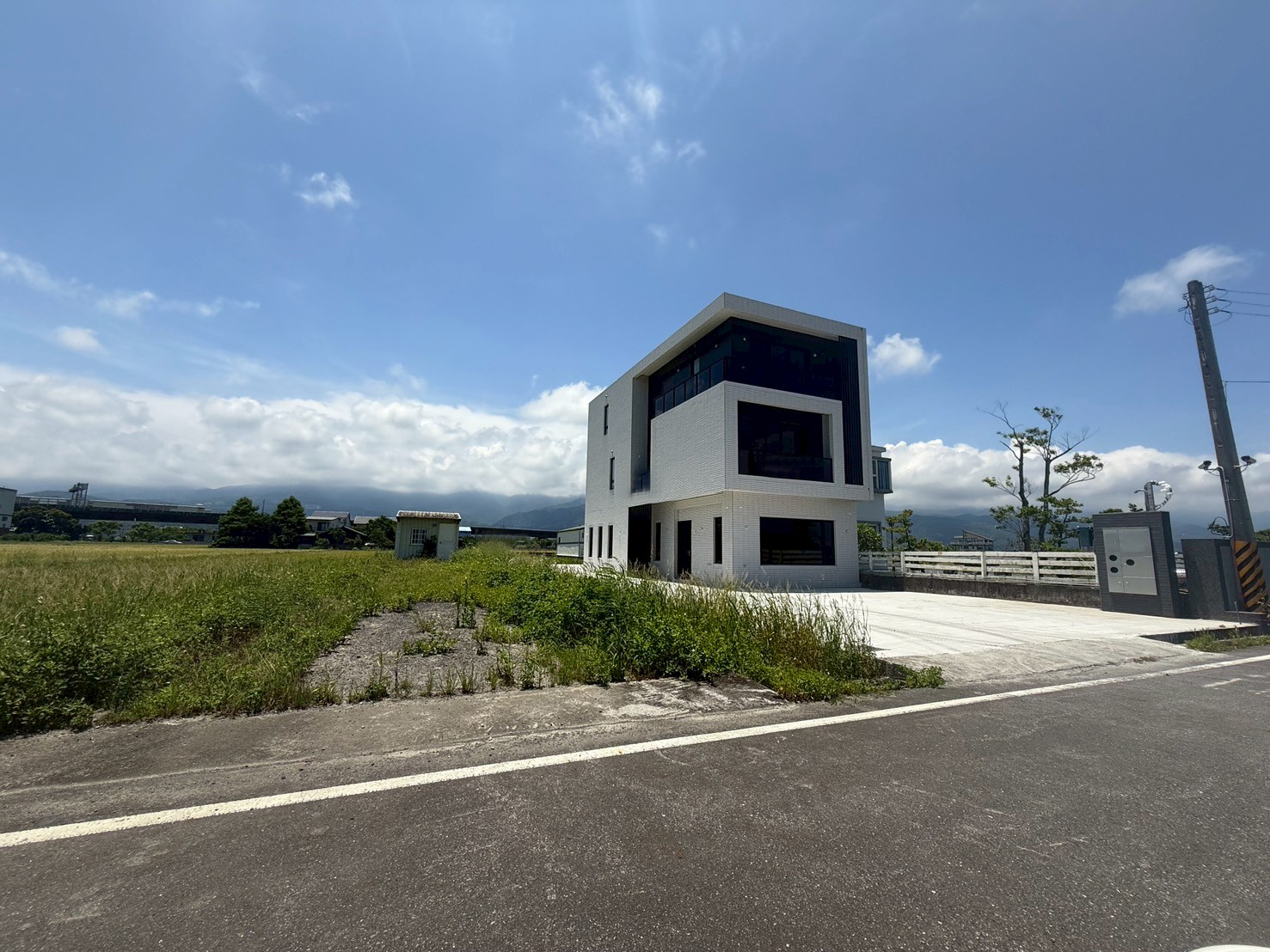 永慶許書豪★礁溪近交流道全新電梯農舍