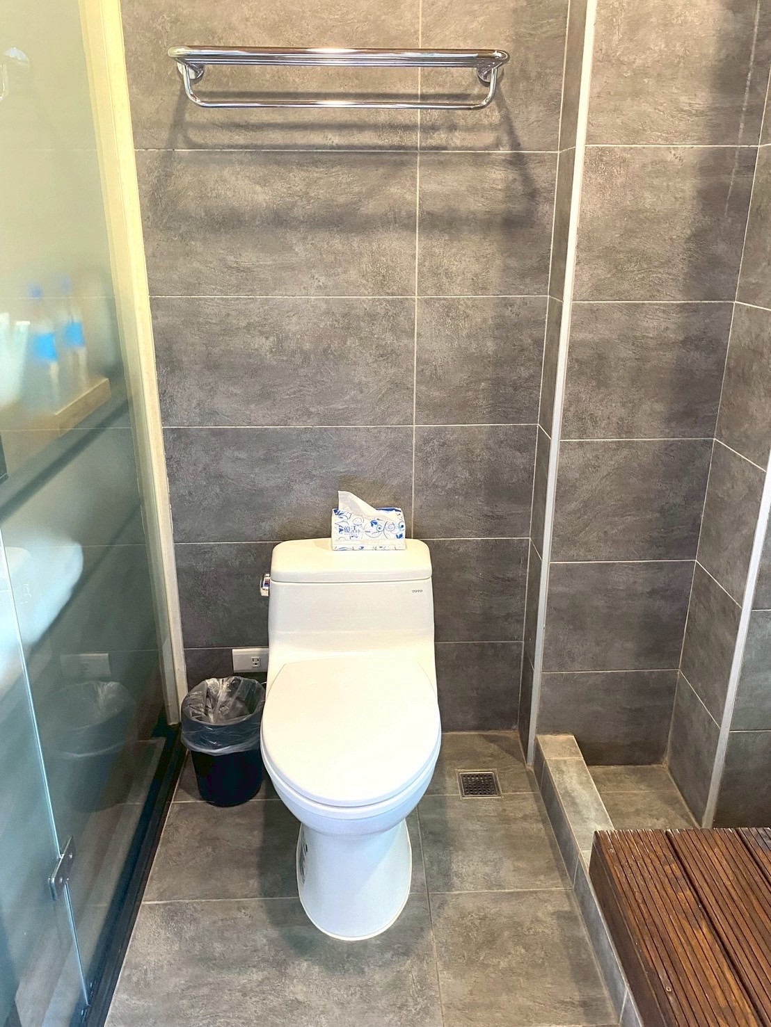 永慶許書豪★員山最好溫泉雙套房即可入住華廈