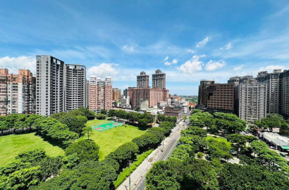 百川雲頂四房雙車位~公園景觀第一排~永久