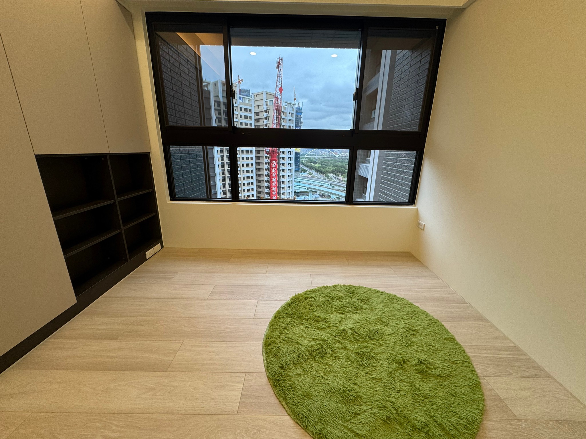 (279) 帝景五全新屋 高樓景觀3房+車位