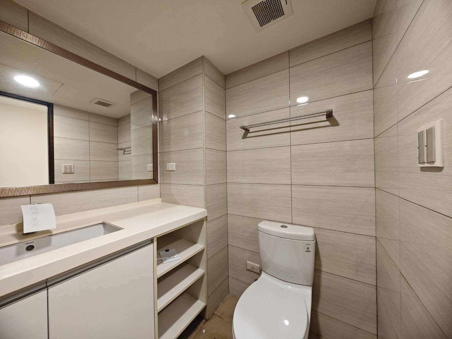 178 西門站 / 全坤威峰高樓邊間.採光3房