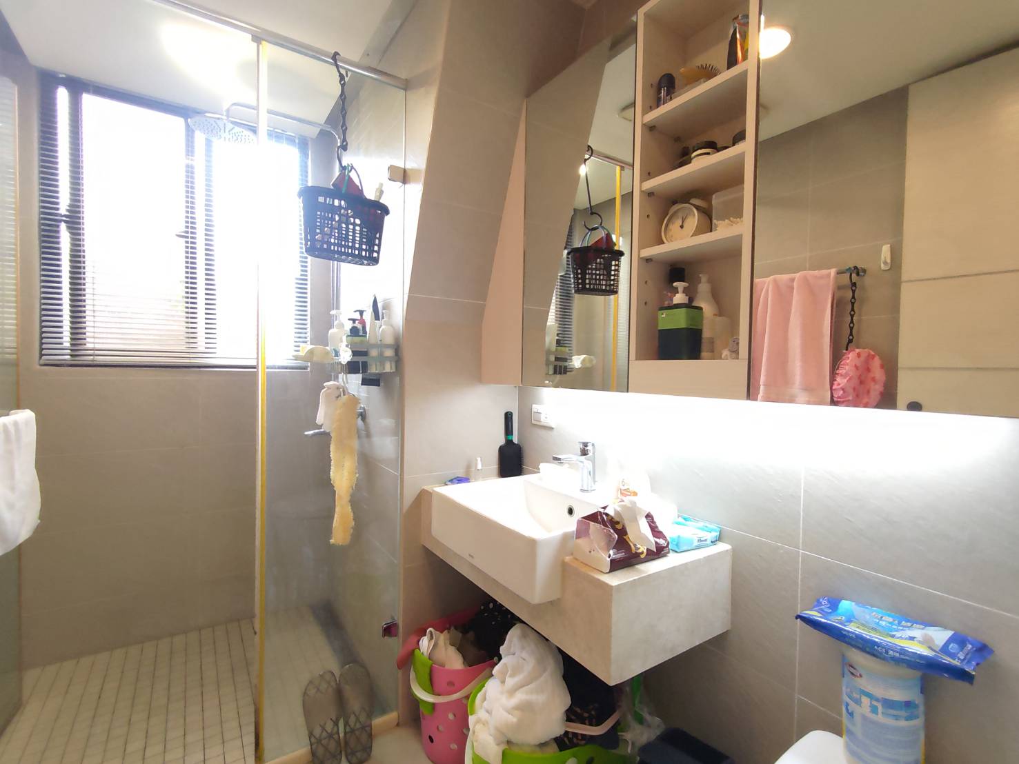 G18 昆明街大露臺三房+車位.12年屋