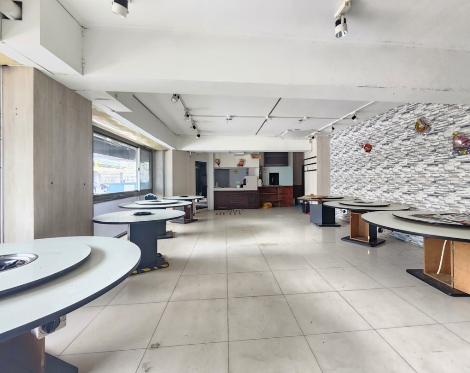 (76)榮星/建國 三角窗金店面