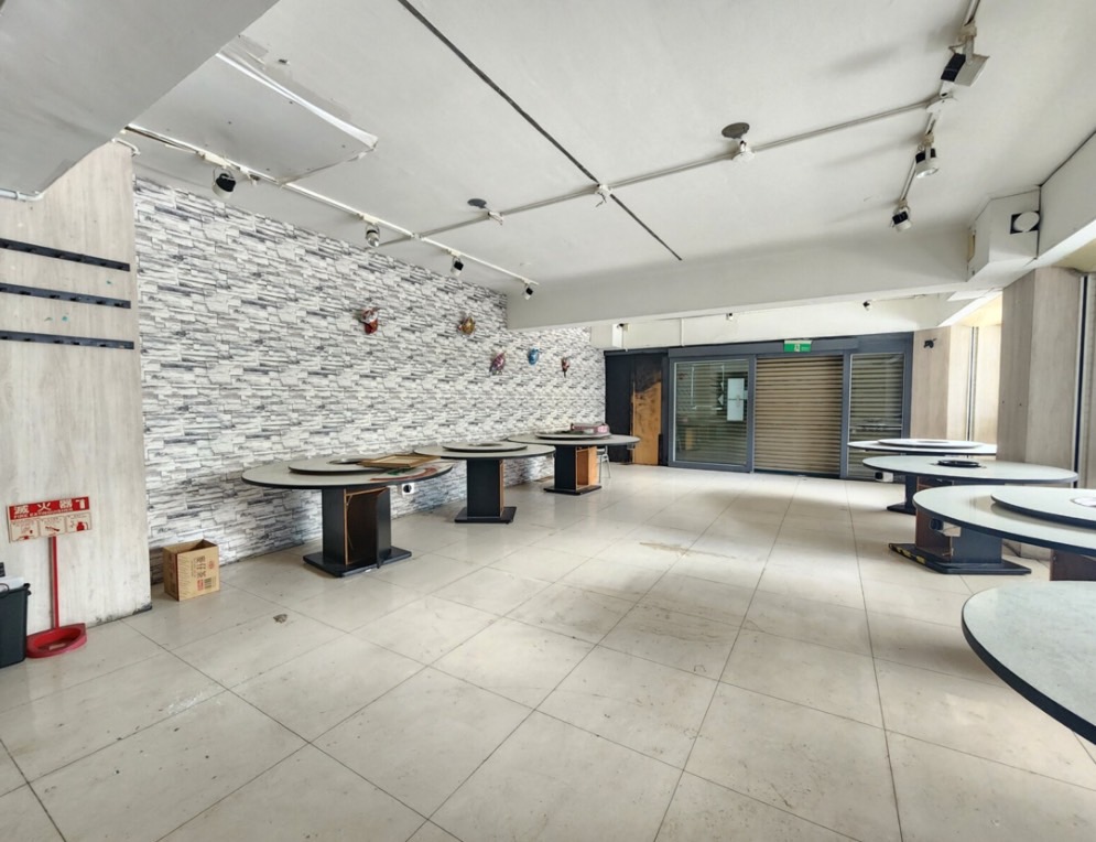 (76)榮星/建國 三角窗金店面