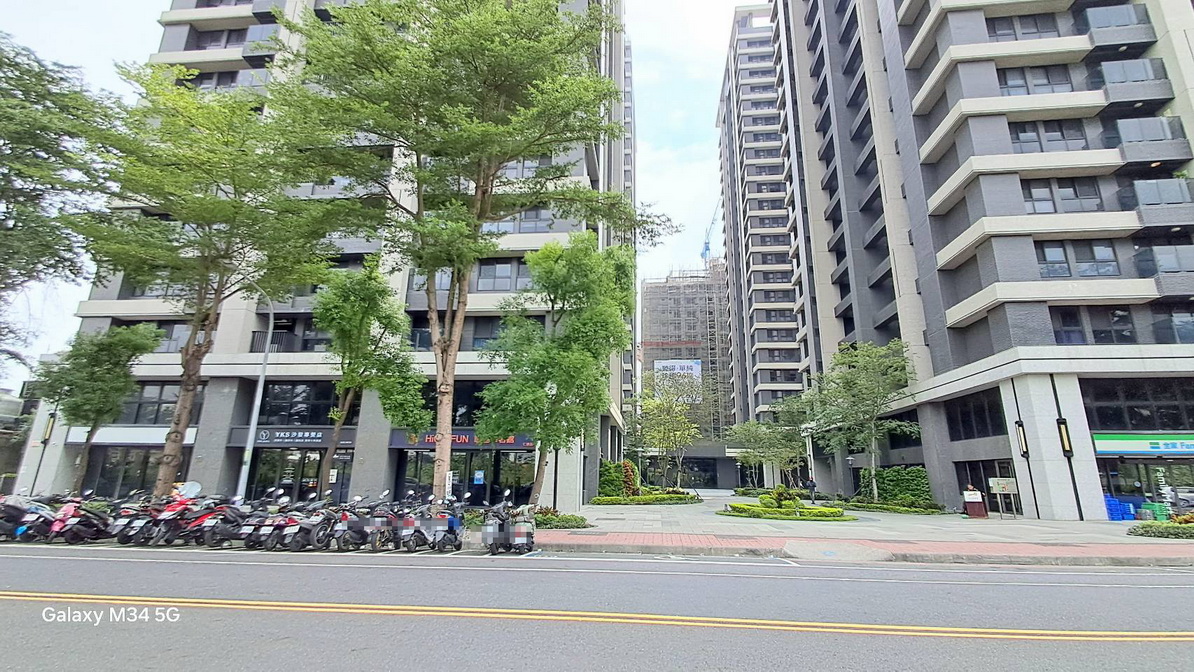 專約:台積電:仁德上東城大樓二房