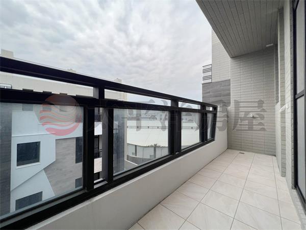 【沙鹿別墅】新光田特區｜全新雙車位｜間間套房