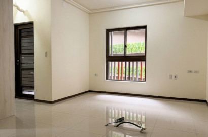 青埔高鐵A18全新交屋〈亞昕喜徠登〉低總價1+1房+平面車位