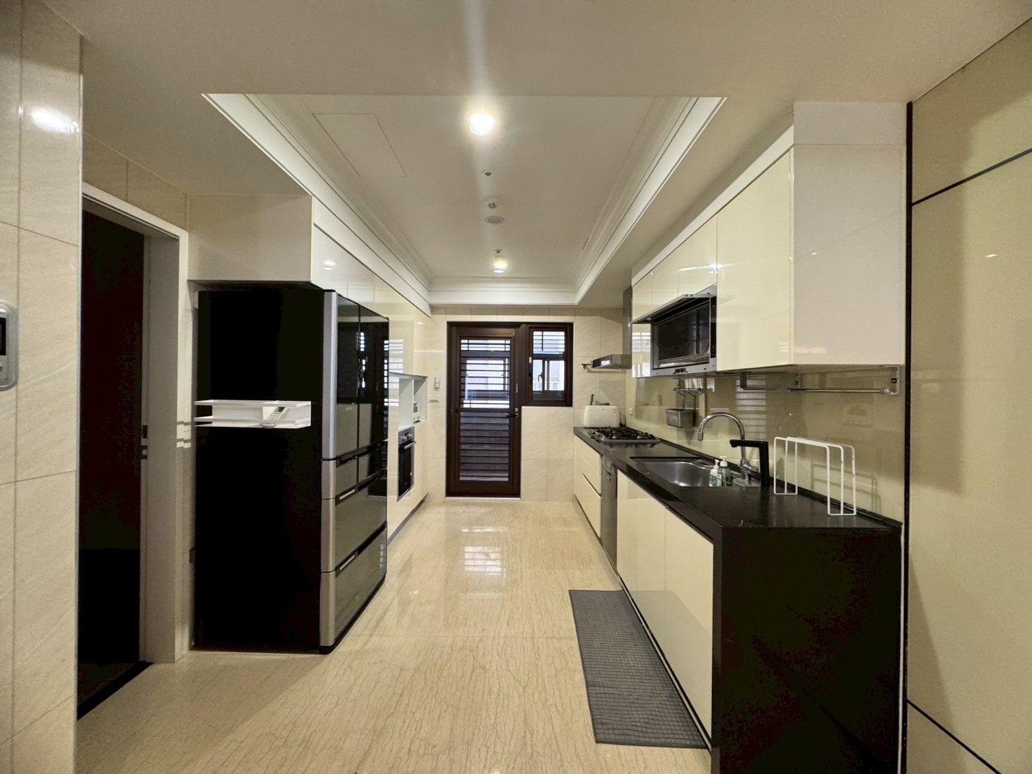 桃園中壢SOGO商圈〈海華大帝〉百坪氣派豪邸