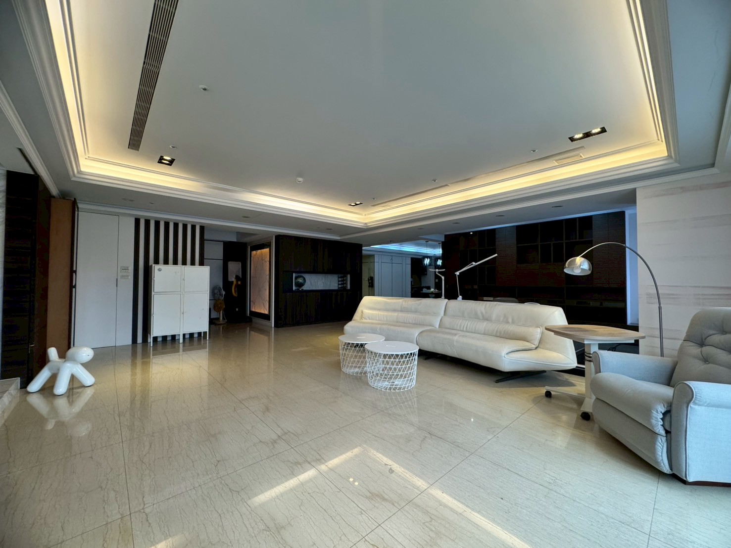 桃園中壢SOGO商圈〈海華大帝〉百坪氣派豪邸